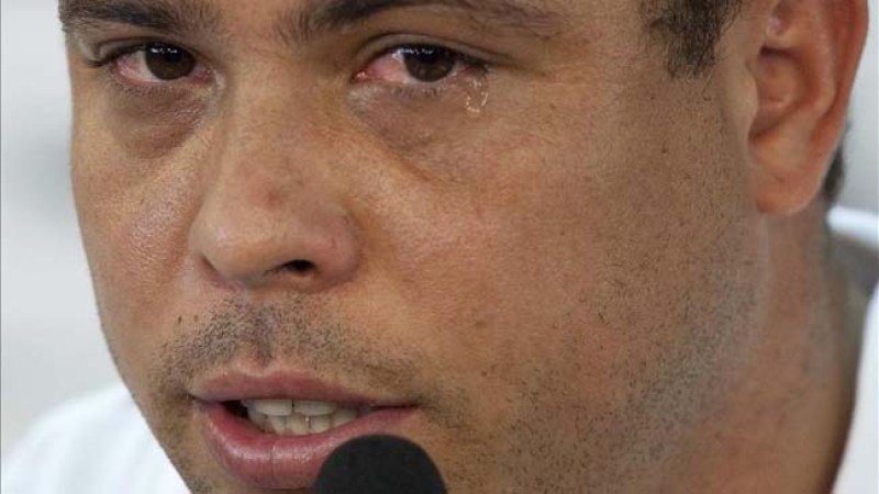 Ronaldo, de 36 años, inició este lunes el régimen "Medida certa", dentro del programa dominical de variedades "Fantástico" de la televisión Globo.
