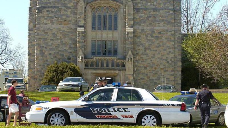 Policía cerca de asesino de Virginia Tech