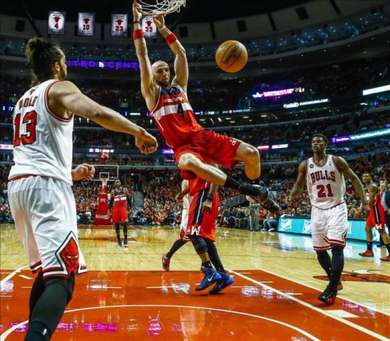 Wizards sorprenden a los Bulls