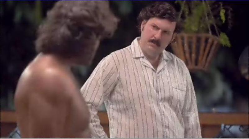 Pero en eso llega Pablo Escobar a poner órden.