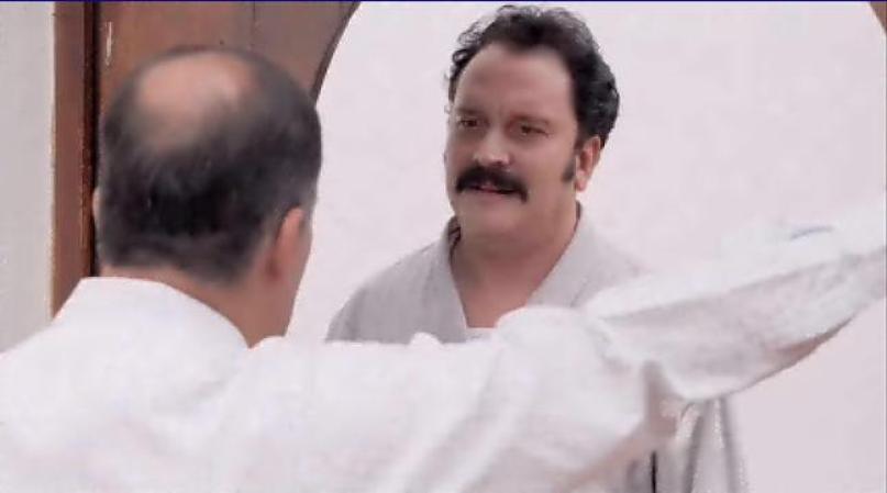 Gonzalo recibe una visita inesperada en su casa.