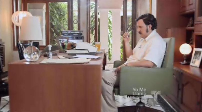 Desde su casa, Pablo Escobar confirma la noticia de que Herber fue capturado.