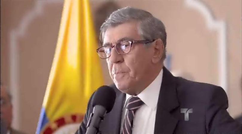 Y el Presidente anuncia que se vuelve a poner sobre la mesa el tratado de extradición con los Estados Unidos.