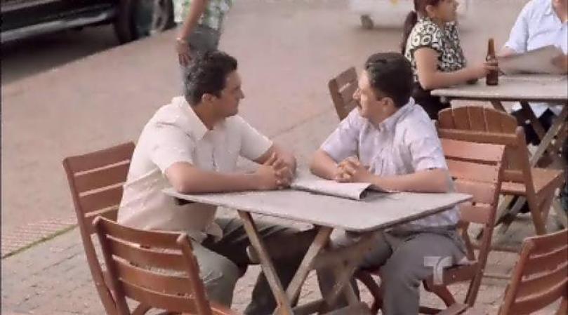 Le dice que no le interesa la recompensa, sino que quieren deshacerse de Escobar porque "les ha causado muchos problemas".