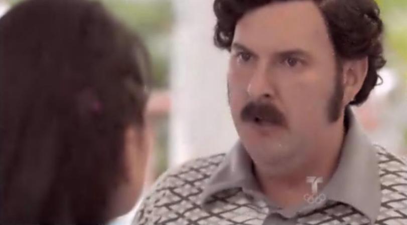 Entonces enfrenta directamente a Pablo, quien le dice que si quiere ser feliz no se meta en sus cosas.