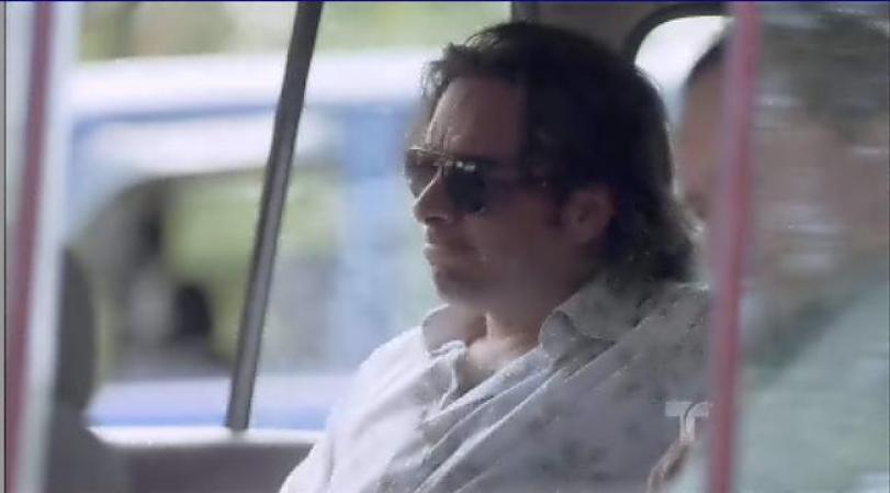 Ahí se da cuenta que es Escobar quien lo tiene secuestrado.