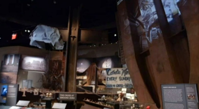 Presentan el museo de la Memoria, que rinde tributo a las víctimas de los atentados del 11 de septiembre de 2001. El mismo está ubicado en el sótano de lo que fuera el World Trade Center 1, en Nueva York.