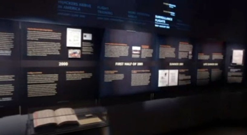 Presentan el museo de la Memoria, que rinde tributo a las víctimas de los atentados del 11 de septiembre de 2001. El mismo está ubicado en el sótano de lo que fuera el World Trade Center 1, en Nueva York.