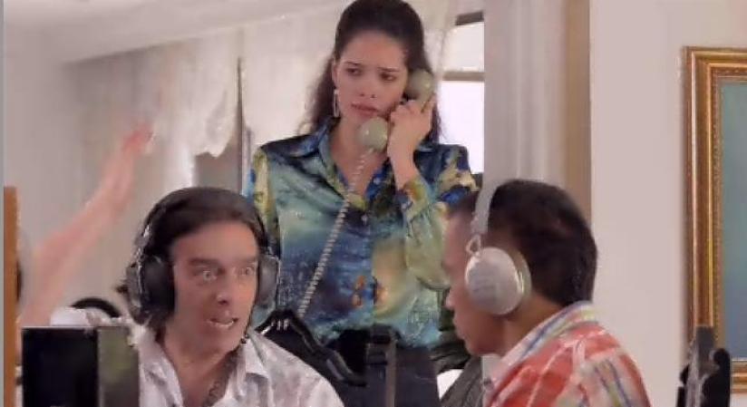Y su esposa y mauricio logran localizar la llamada.