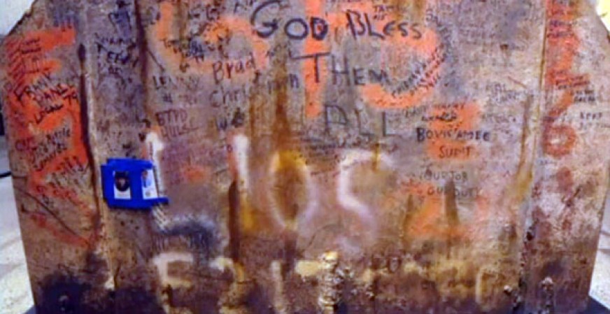 Presentan el museo de la Memoria, que rinde tributo a las víctimas de los atentados del 11 de septiembre de 2001. El mismo está ubicado en el sótano de lo que fuera el World Trade Center 1, en Nueva York.