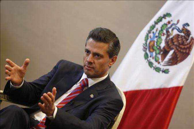 El rostro del candidato a la presidencia de México es usado en polémica publicidad.