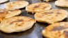 ¿La pupusa más grande del mundo? El reto que tienen chefs salvadoreños en DC