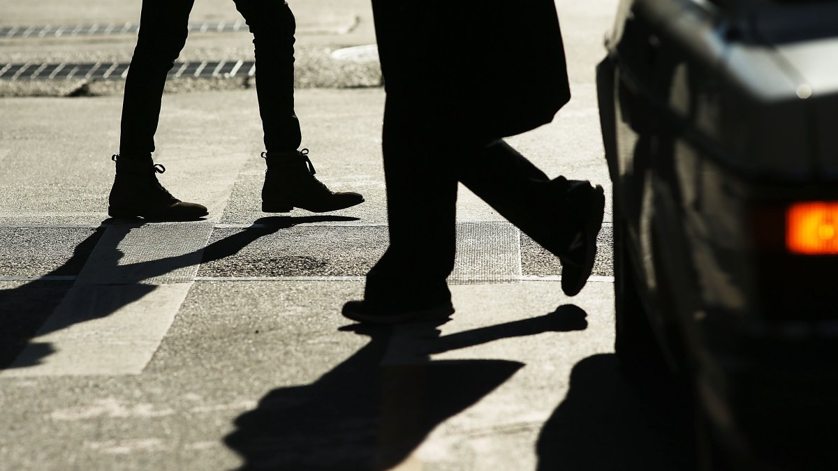 Judge orders New York City to install signs to help blind pedestrians – Telemundo New York (47)