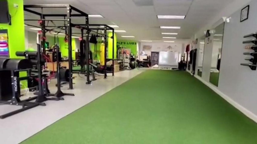 Gimnasio se prepara para abrir con cambios