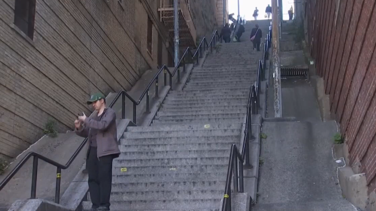 “The Joker stairs”, la nueva atracción del Bronx Telemundo New York (47)