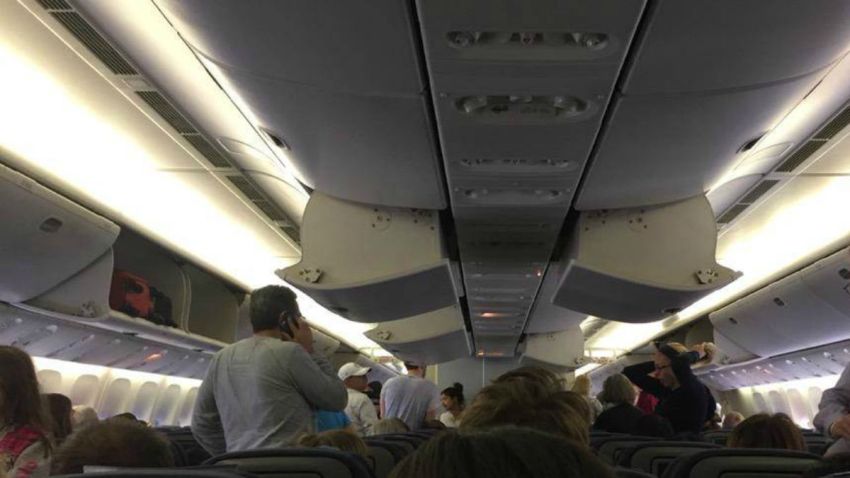TLMD-avion-londres-los-angeles-emergencia-a-bordo-foto-Ralph-McLaughlin