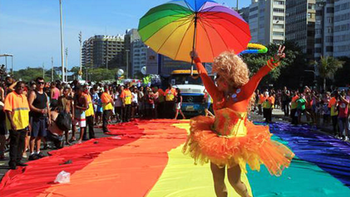 Cierre De Calles Por El Desfile Del Orgullo Gay En Nueva York