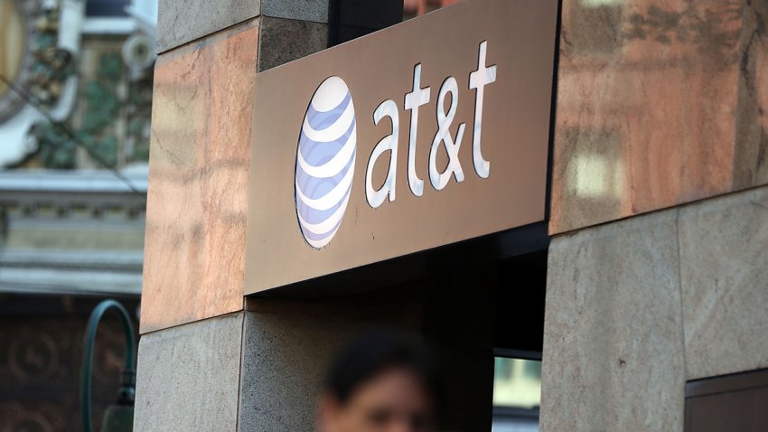 AT&T ofrece llamadas ilimitadas a México por  dolares mensuales
