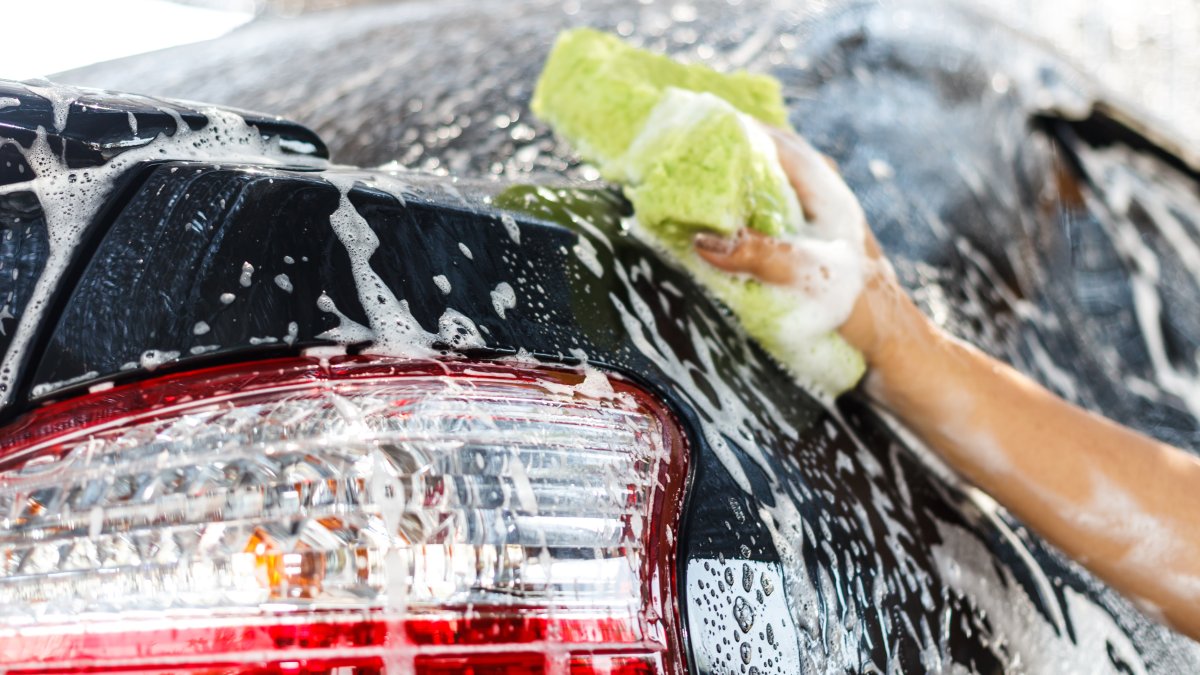 Police warn of car thefts at New York car washes