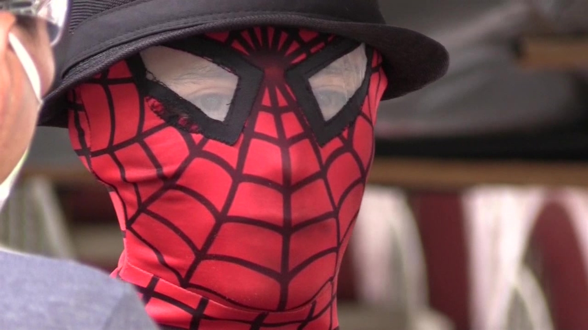 Spiderman lucha para rescatar su afectada economía por COVID19