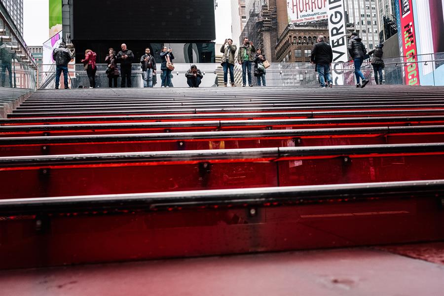 Escaleras de Times Square. Foto tomada el 17 de marzo. Crédito: EFE