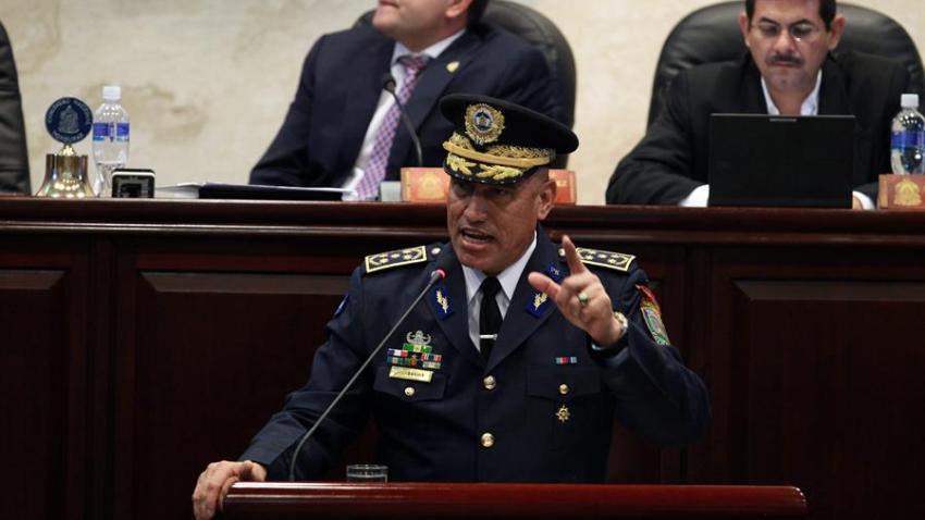 La Fiscalía de Nueva York acusó este jueves de tres cargos relacionados con el narcotráfico al exjefe de la Policía Nacional de Honduras, Juan Carlos Bonilla Valladares. EFE/Gustavo Amador/Archivo