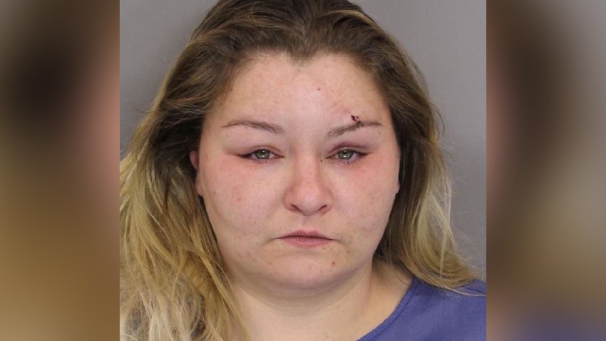 Foto policial de Jennifer Jean Jones, de 30 años.