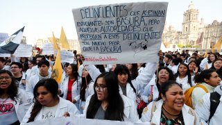 Protesta de estudiantes de medicina