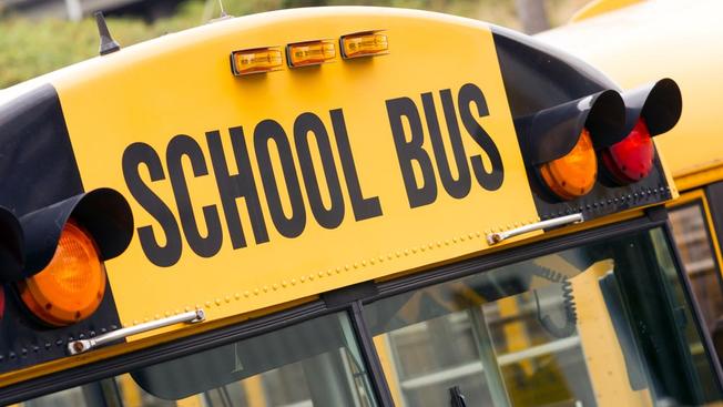 Thousands of families will be affected after the abrupt cancellation of the school bus service in Long Island – Telemundo New York (47)