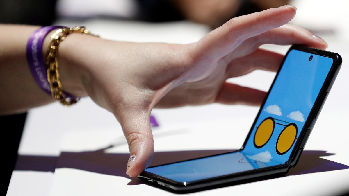 Samsung revela su teléfono más plegable y nuevos Galaxy