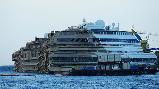 tlmd_costa_concordia_vertical