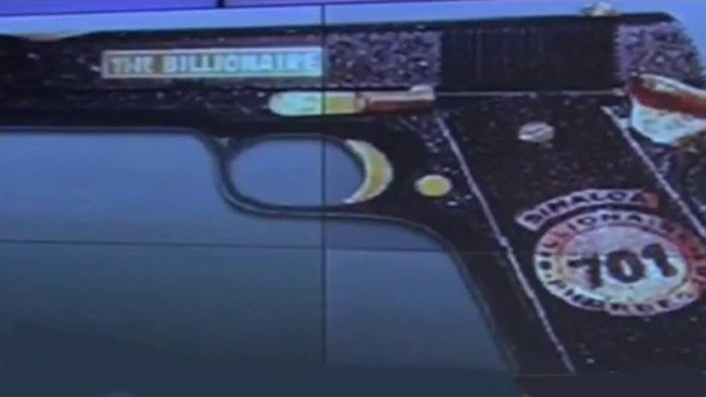 Extravagante Pistola De El Chapo Telemundo New York 47 extravagante-pistola-de-el-chapo-telemundo-new-york-47