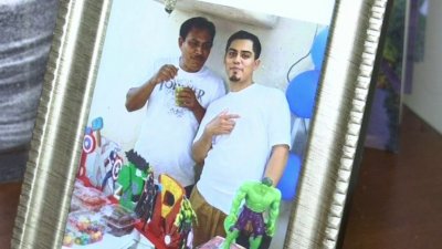 Cuerpo de padre repatriado a México llega en grave estado de descomposición y su hijo culpa a la funeraria