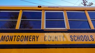 Foto archivo. Autobús escolar del condado Montgomery, Maryland