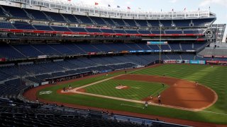 TLMD-nyc-yankee-stadium-EFE-72720