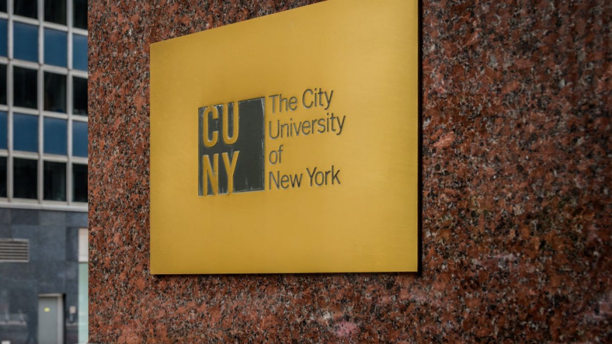 Hochul unveils $3 million for Center for Puerto Rican Studies and Institute of Dominican Studies at CUNY