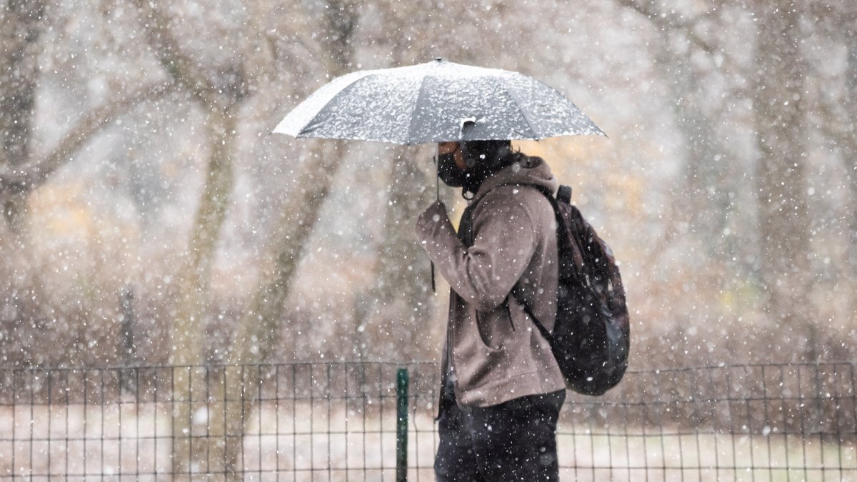 A Light White Blanket Will Cover Most of Our Area Wednesday – NBC New York (47)