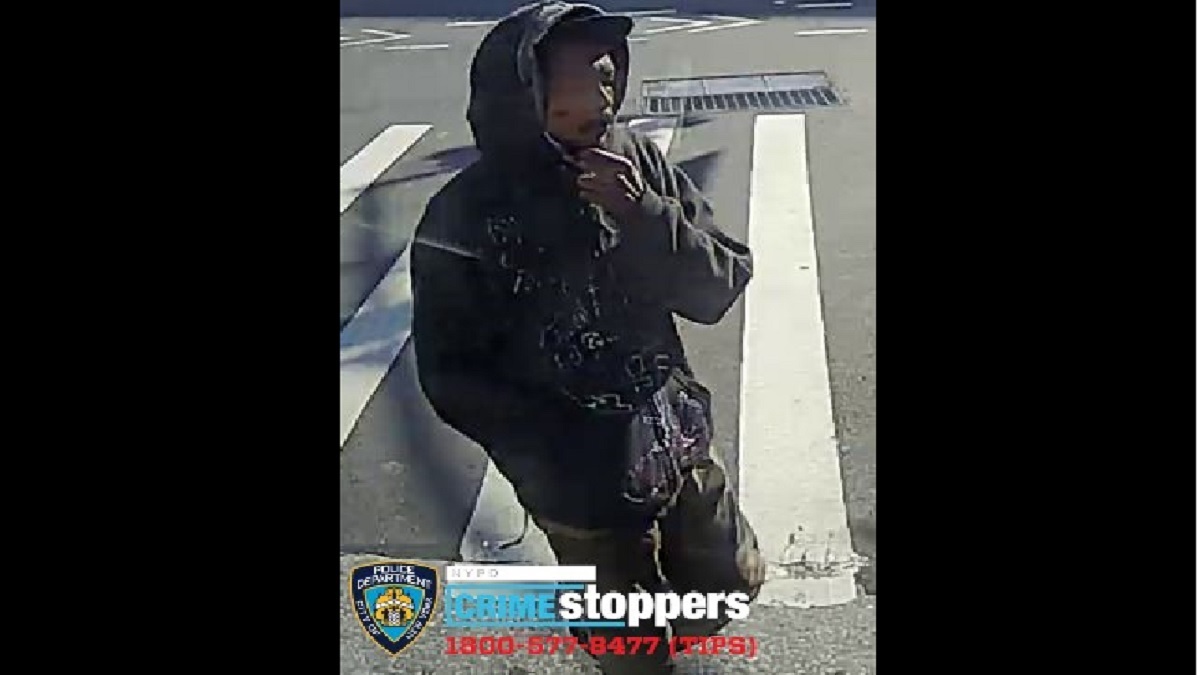 They are looking for a suspect in destroying a tire of an MTA bus in Manhattan – NBC New York (47)