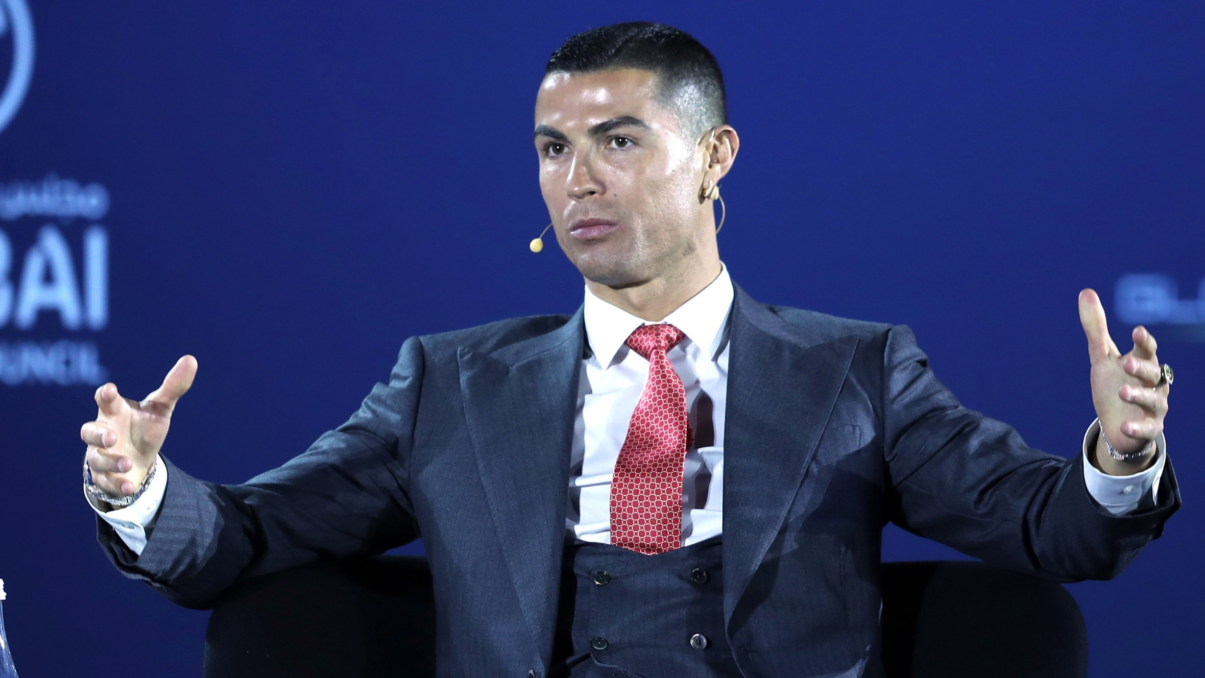 Cristiano Ronaldo, o melhor do século segundo o Globe Soccer Awards -.