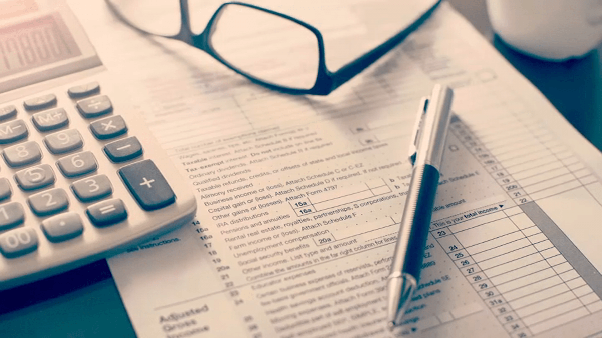 IRS 17 de enero último pago de impuestos estimados de 2022 Telemundo