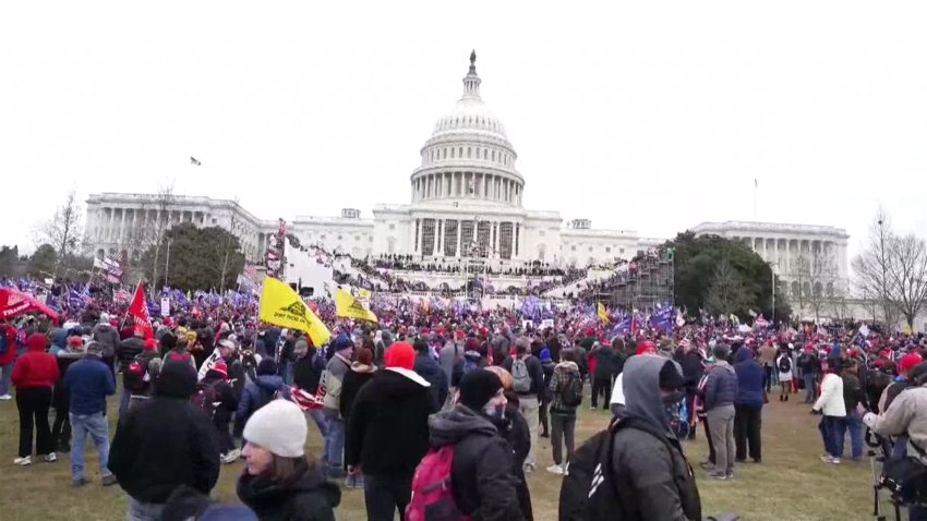 El asalto al Capitolio, narrado por sus testigos antes del juicio a Trump