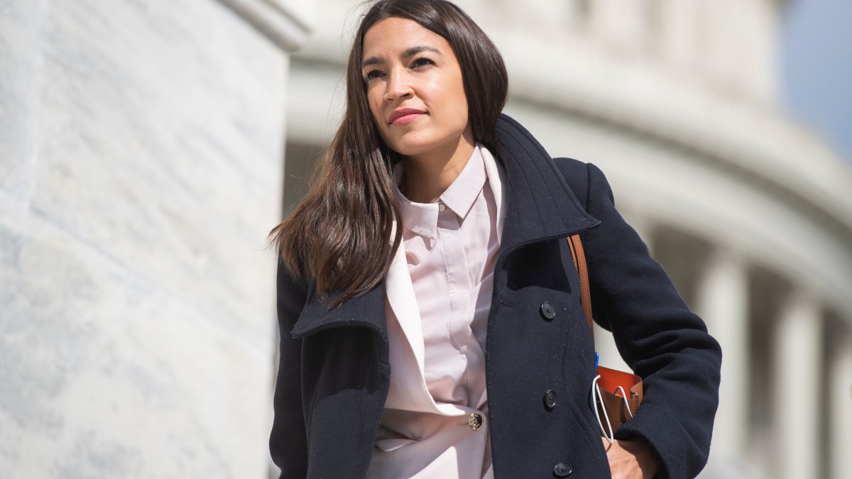 Ocasio-Cortez lashes out at opponents of Biden’s infrastructure plan after heavy rains ravage NYC – Telemundo New York (47)