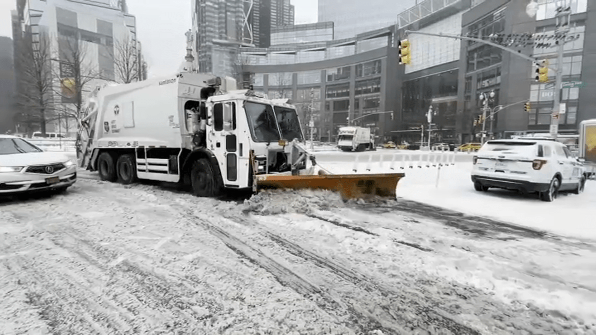 NYC issues travel advisory due to winter storm arrival