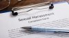 Acoso sexual en el lugar del trabajo, qué dice la ley en Nueva York y cómo denunciar