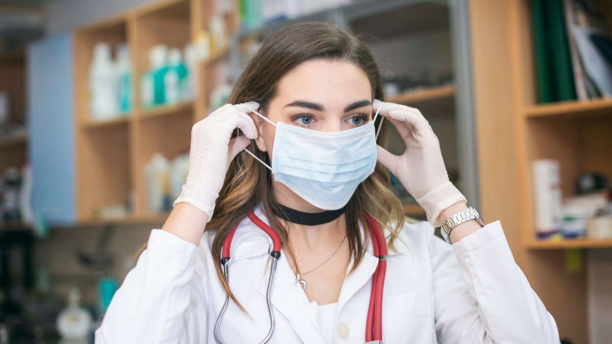 New York Program Provides Bonuses to Healthcare Workers NBC4 New York