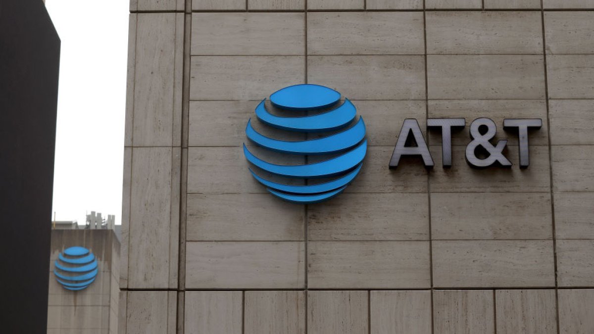 AT&T anuncia acuerdo con Discovery para combinar operaciones ...
