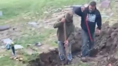 Macabro hallazgo luego que cavan parcela donde enterraron a un ser querido