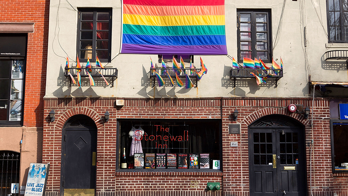 gay bars new york manhattan