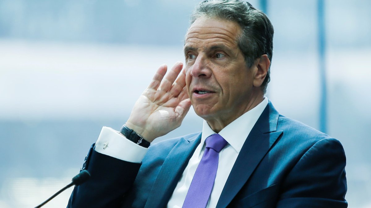 Exigen que Cuomo regrese más de $18 millones en contribuciones de campaña - Vimarsana News