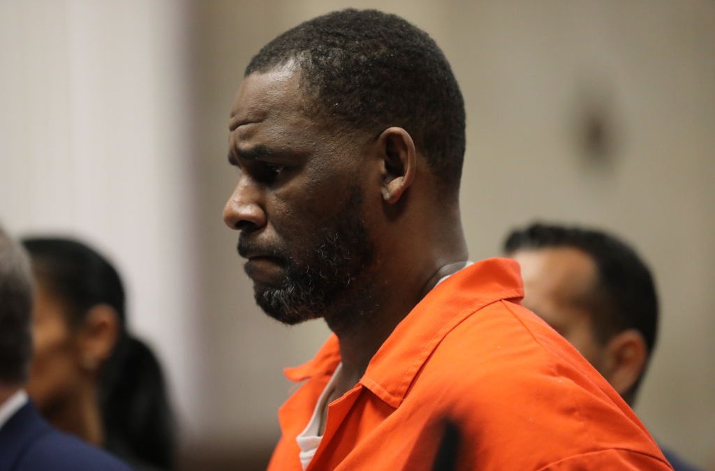 R. Kelly returns to court to open trial for sexual abuse – Telemundo New York (47)